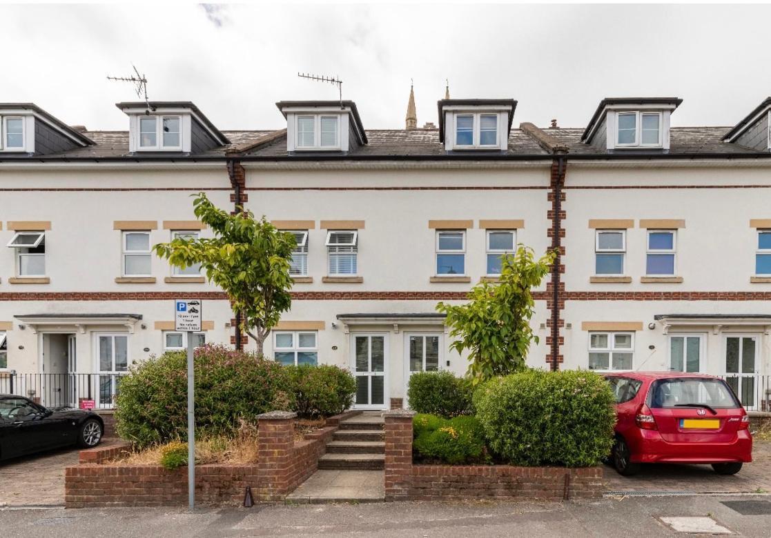 Town Centre White House Apartment Bournemouth Ngoại thất bức ảnh