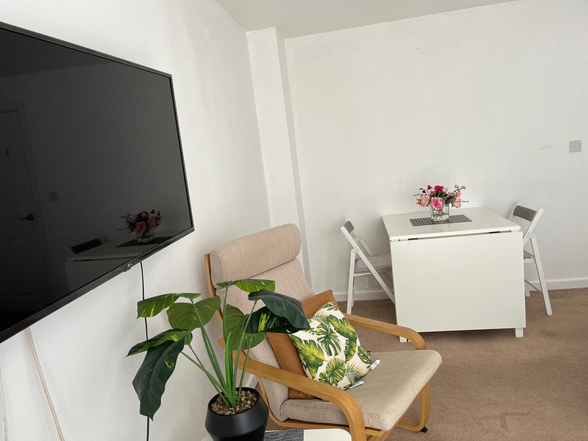 Town Centre White House Apartment Bournemouth Ngoại thất bức ảnh